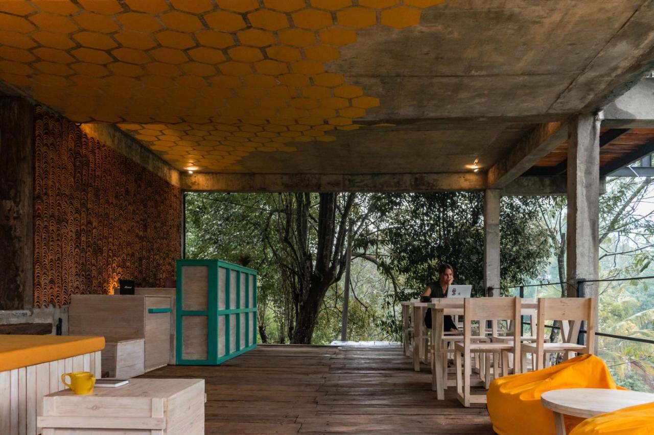 Hostel Wild Bee