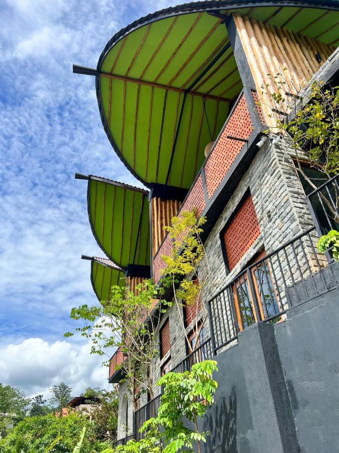 O2 Villas Villa *