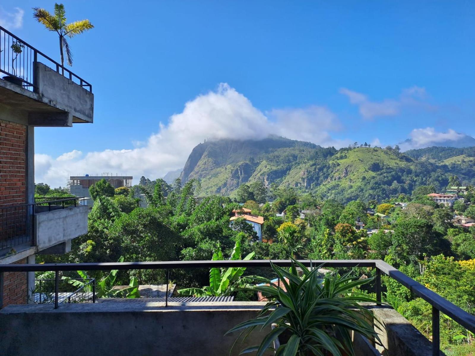 Inn Rawana Den Ella
