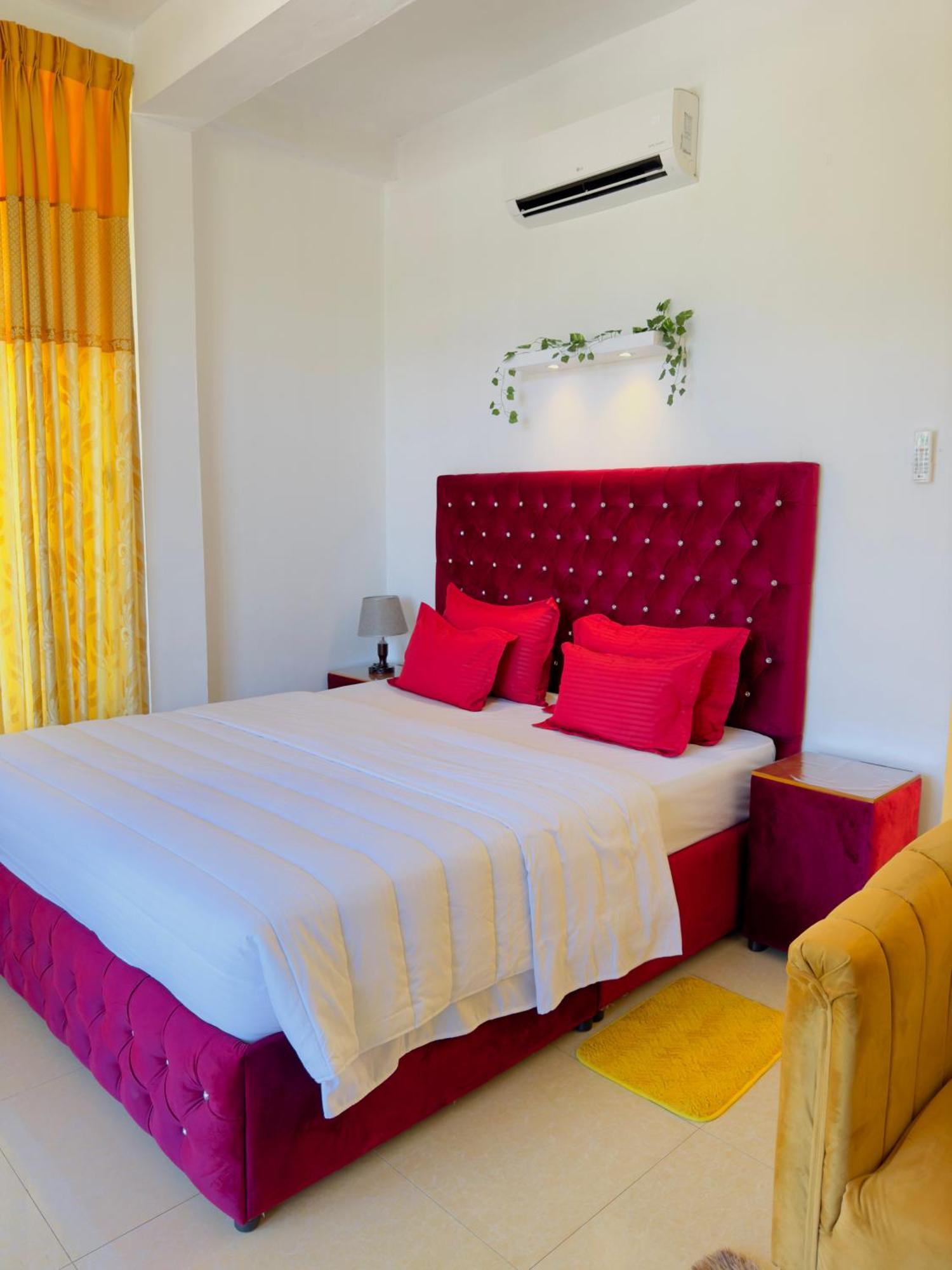 Guest house Homes Guest - *