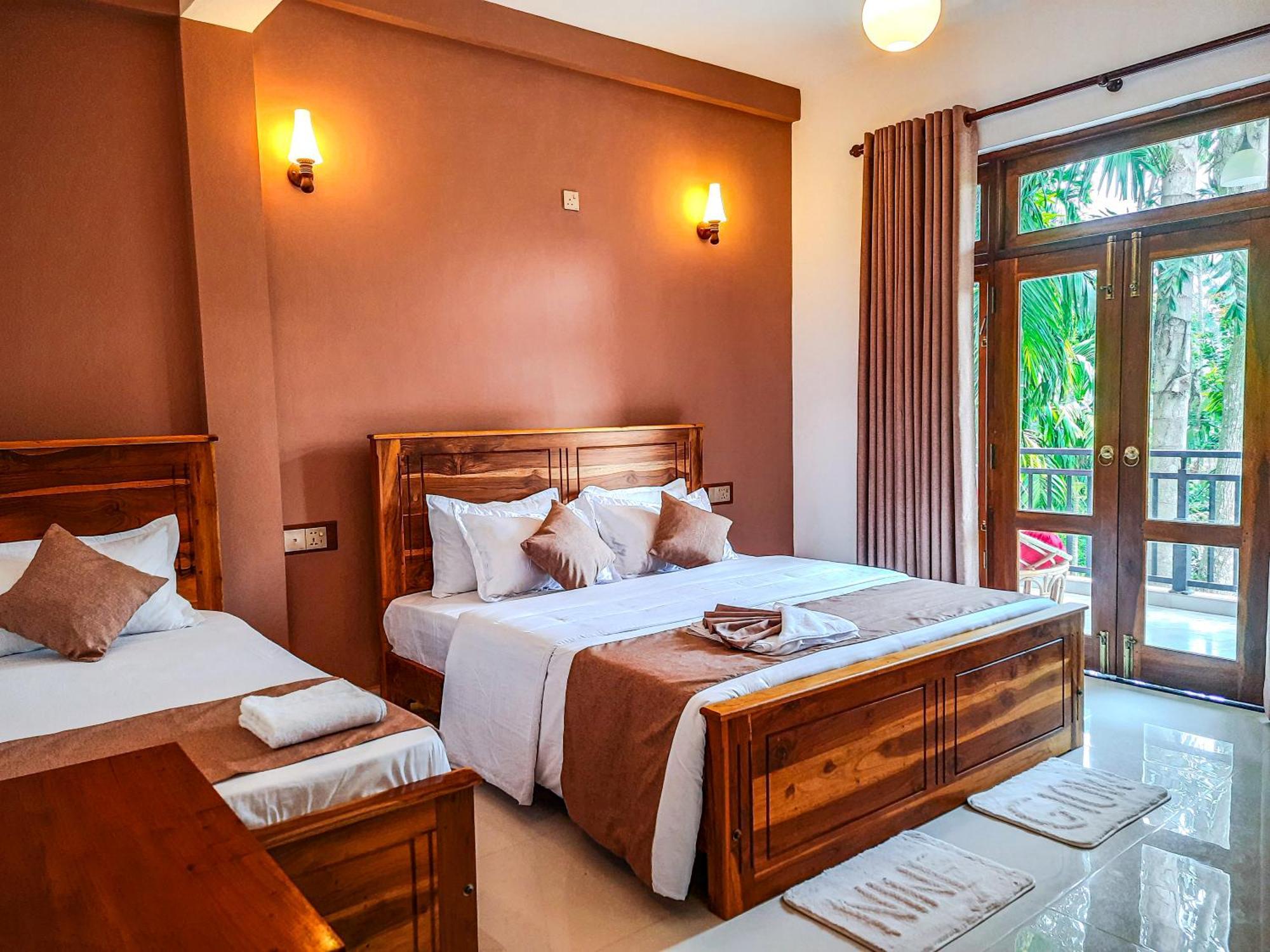 Guest house Ella, Nine Glow *