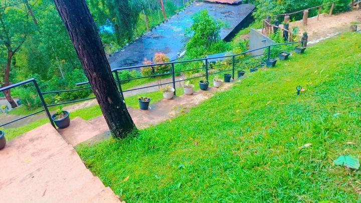 Guest house Hillsite View
