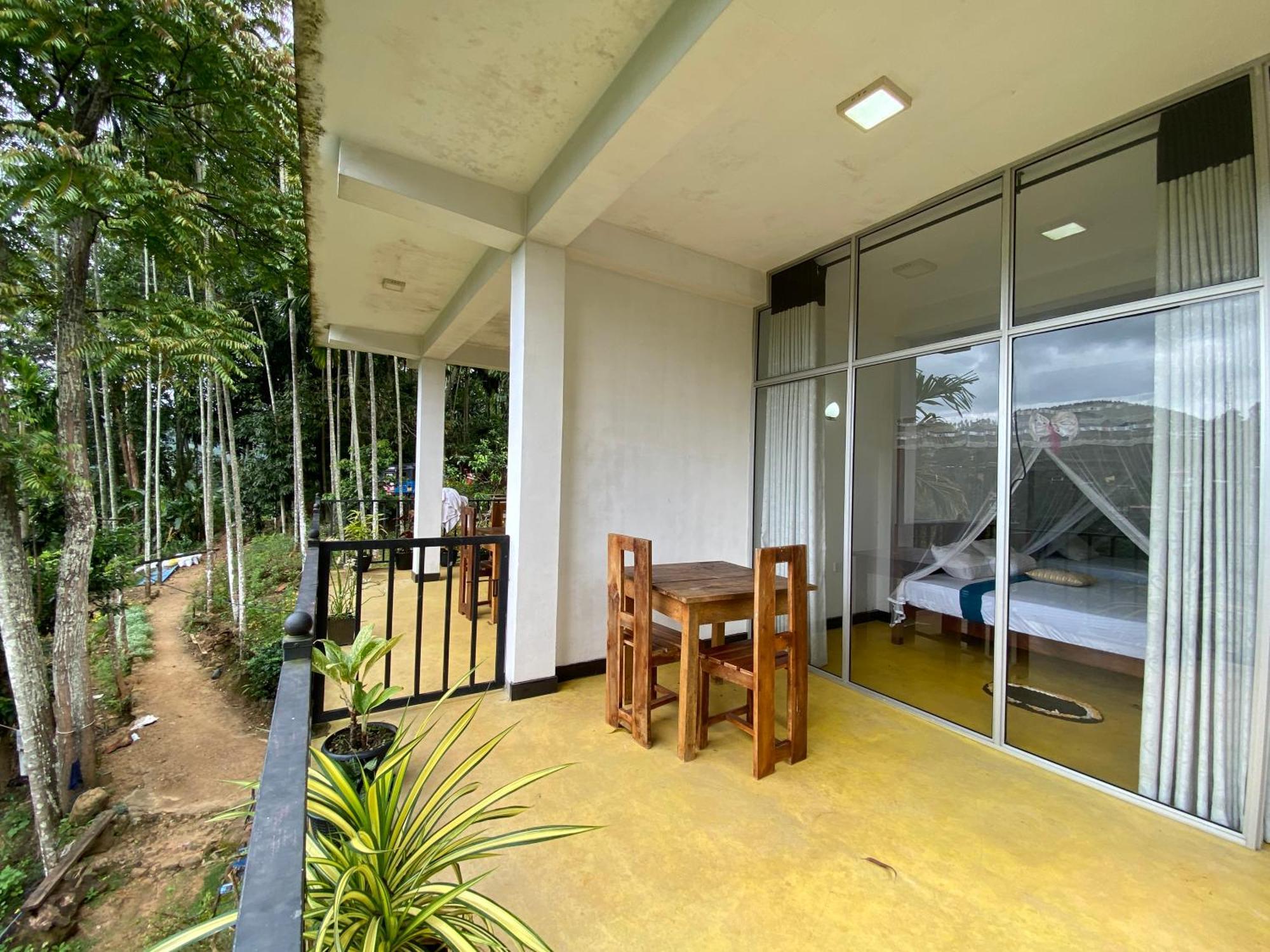Homestay Rawana Rock Road Ella
