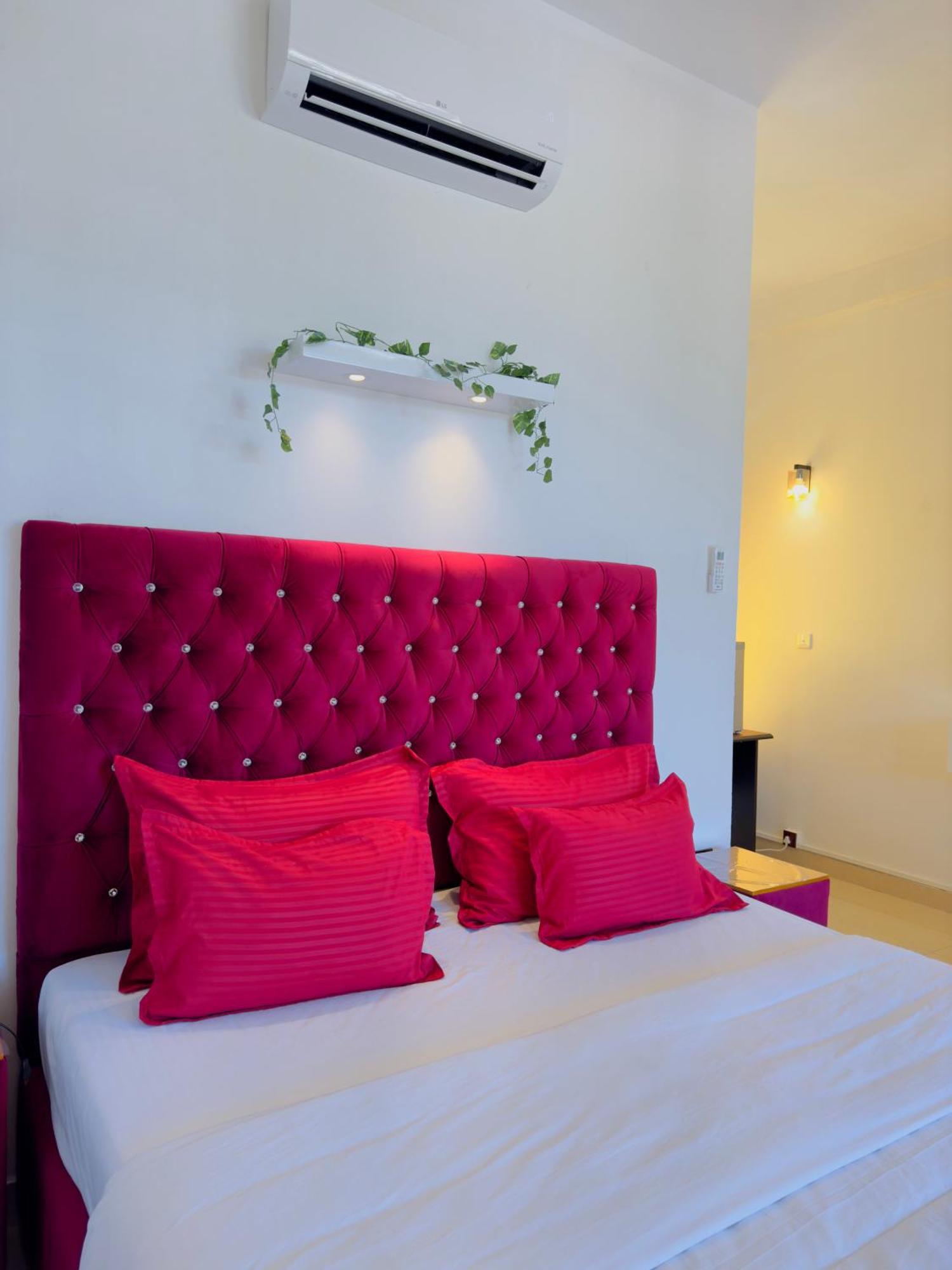 Guest house Homes Guest - *