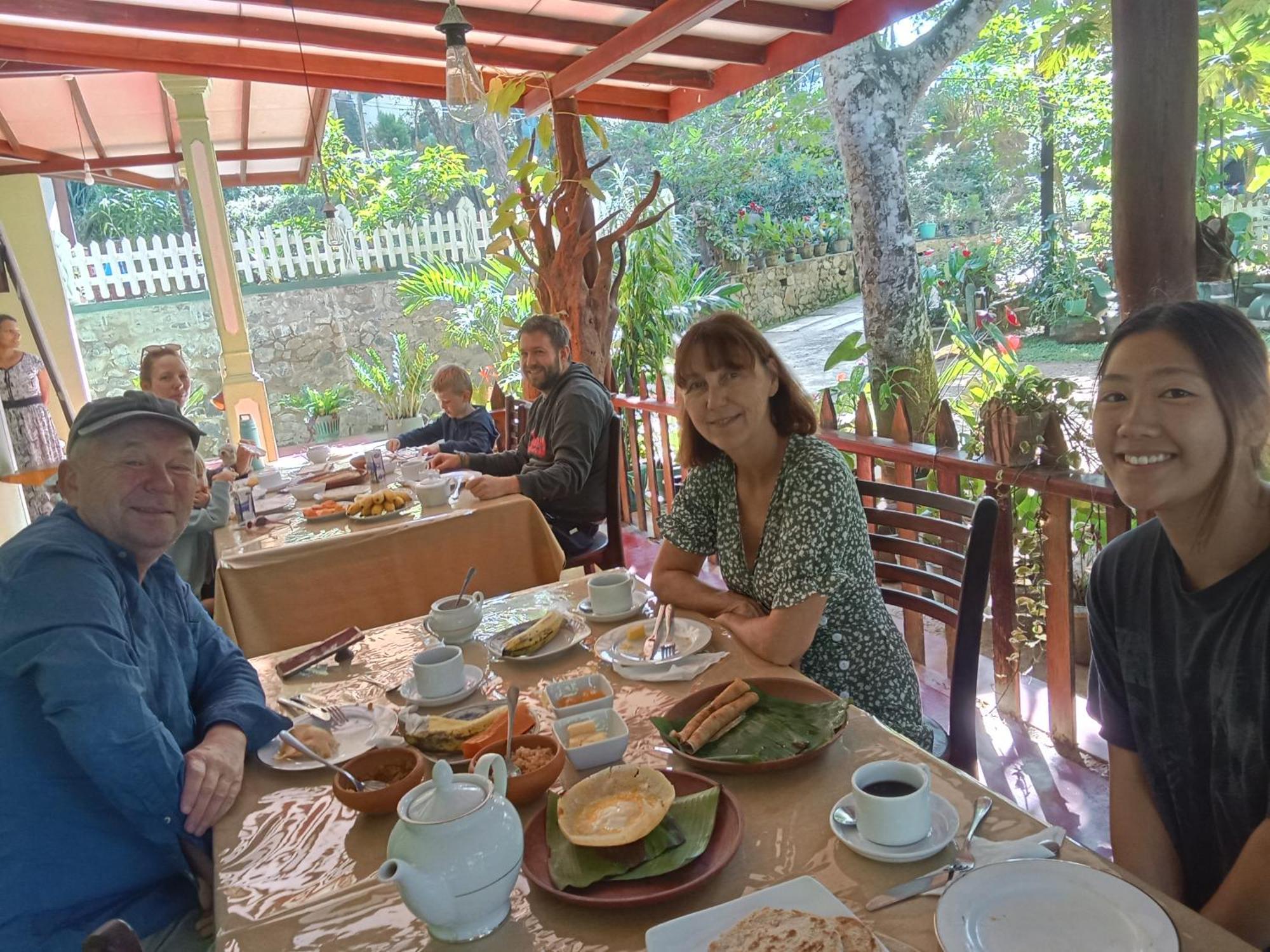 Rest Full Homestay