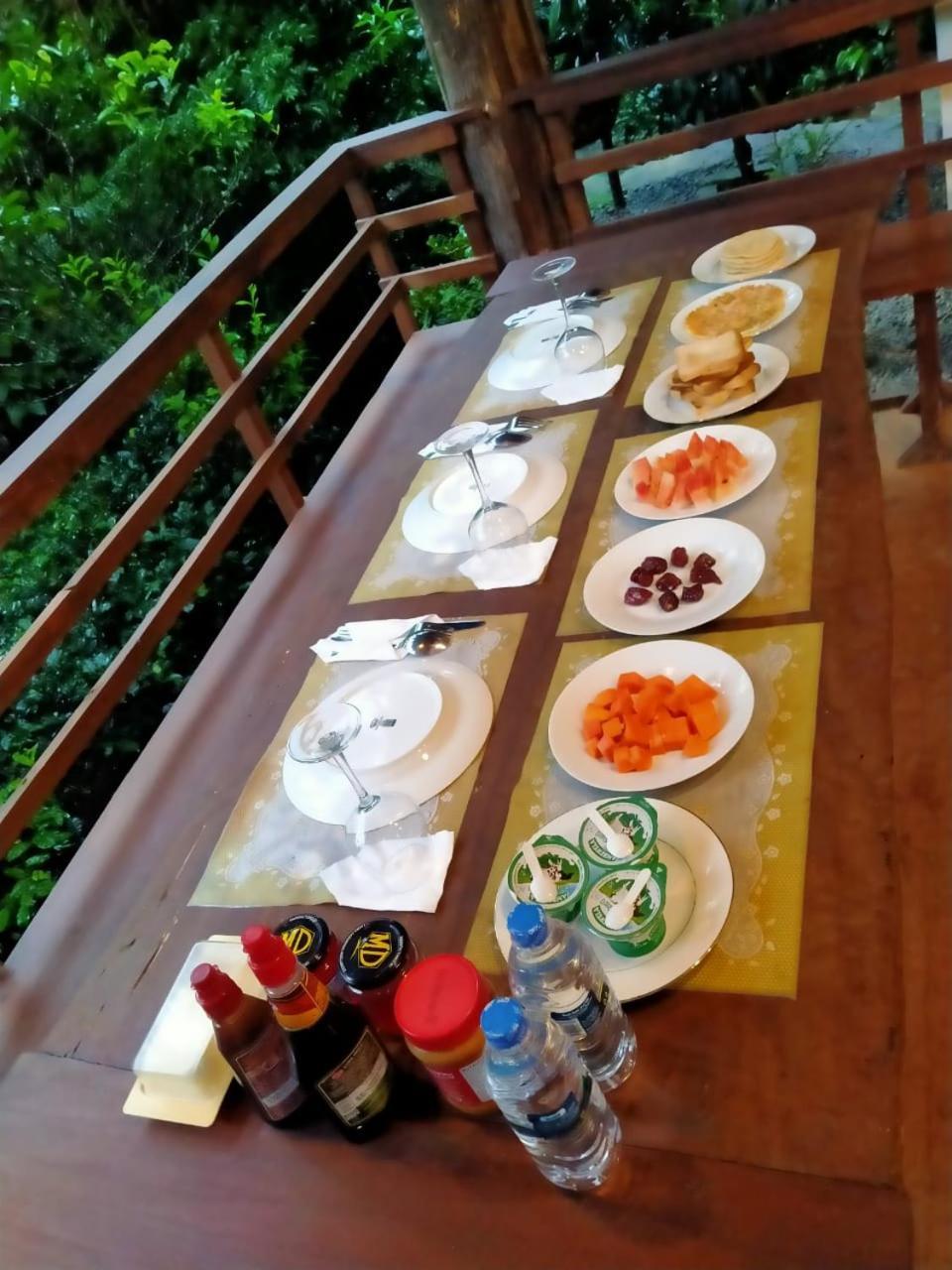 Nine Arch Spice Garden Hotel *