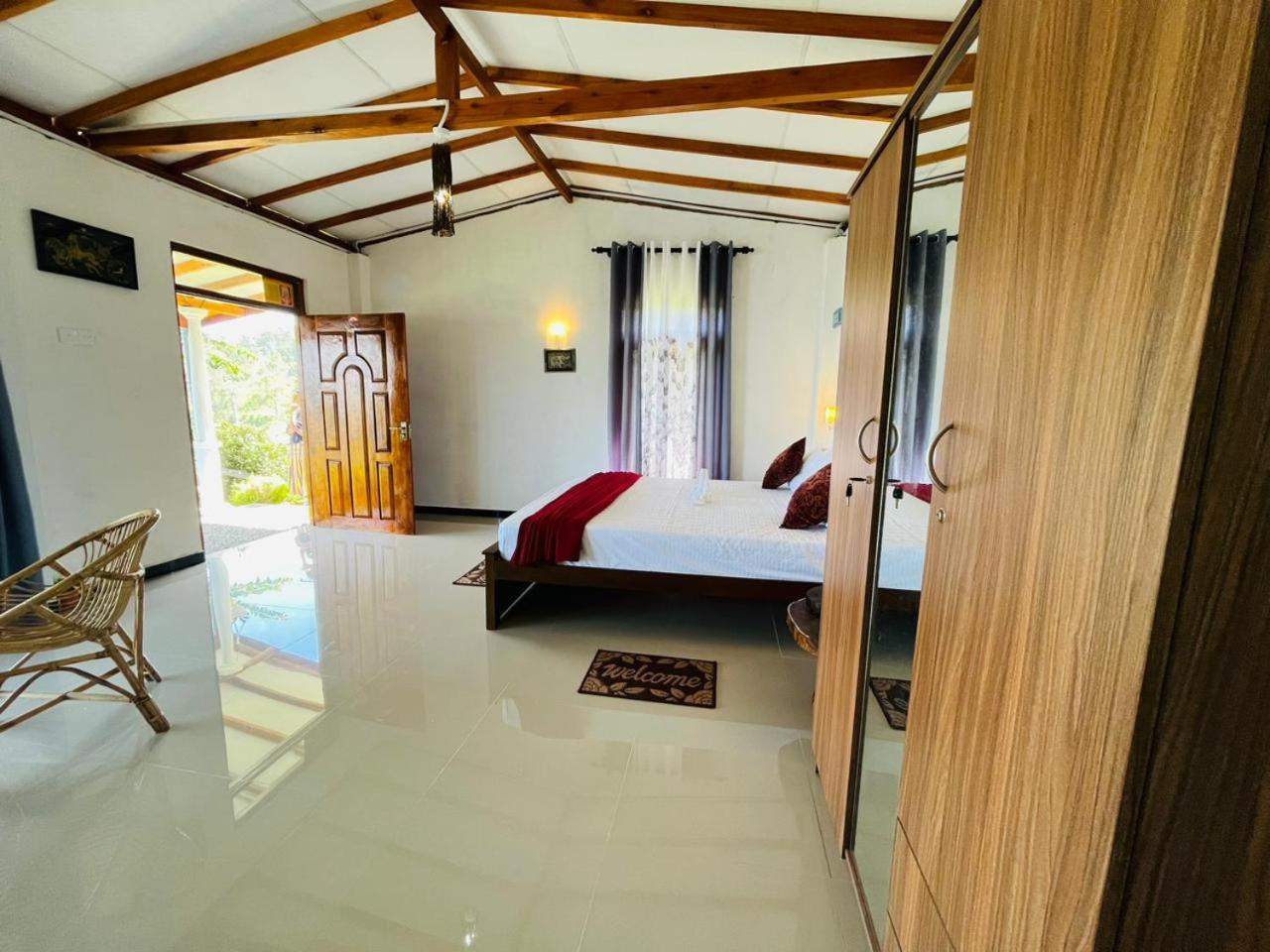 Black Bridge View Sri Lanka Holiday home