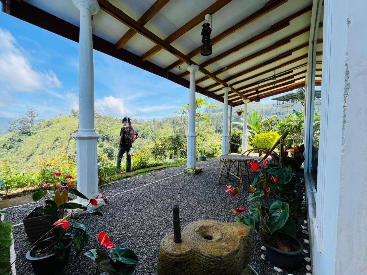 Black Bridge View Sri Lanka Holiday home