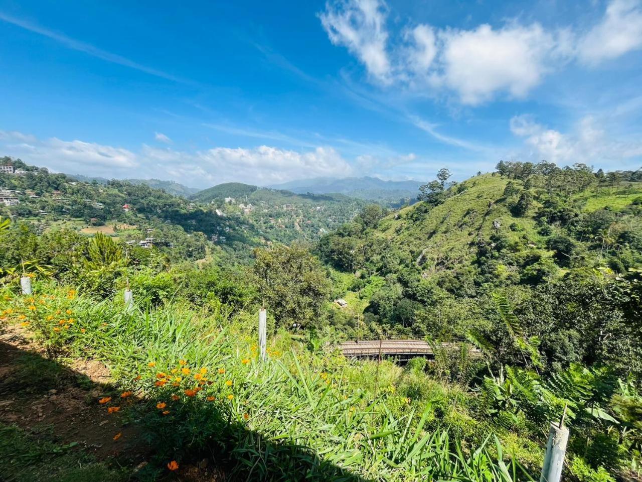 Black Bridge View Sri Lanka Holiday home