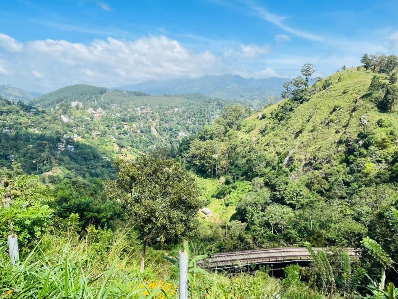 Black Bridge View Sri Lanka Holiday home *