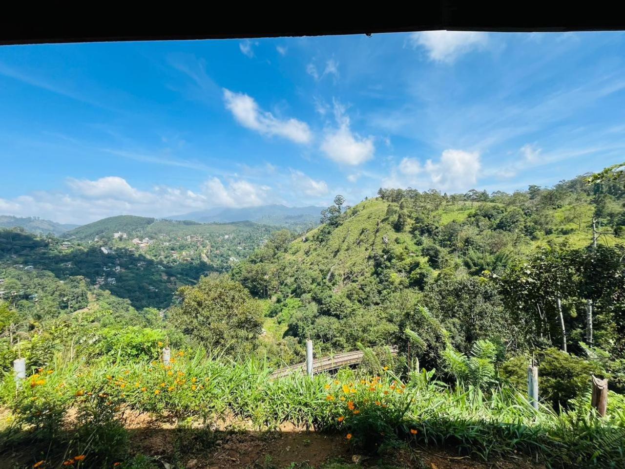 Black Bridge View Sri Lanka Holiday home