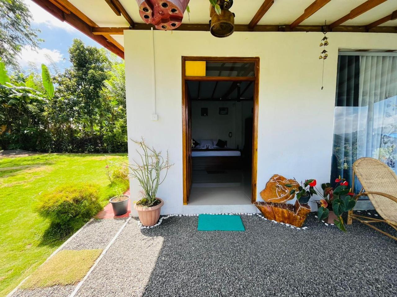 Black Bridge View Sri Lanka Holiday home