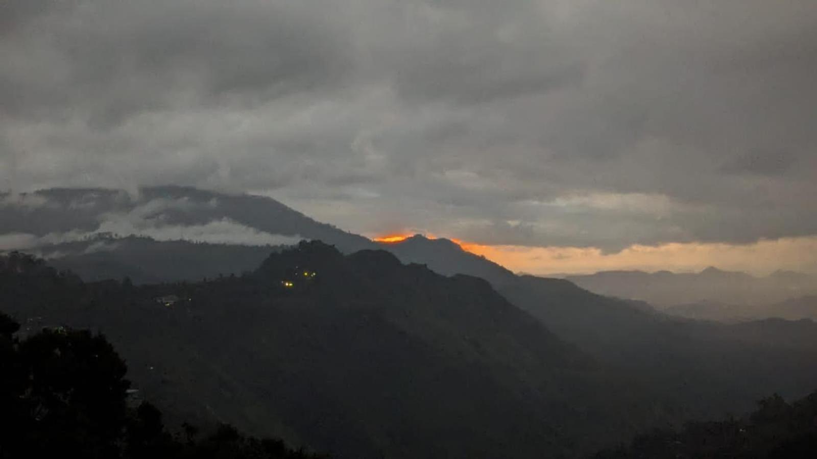 Elegant Hill *