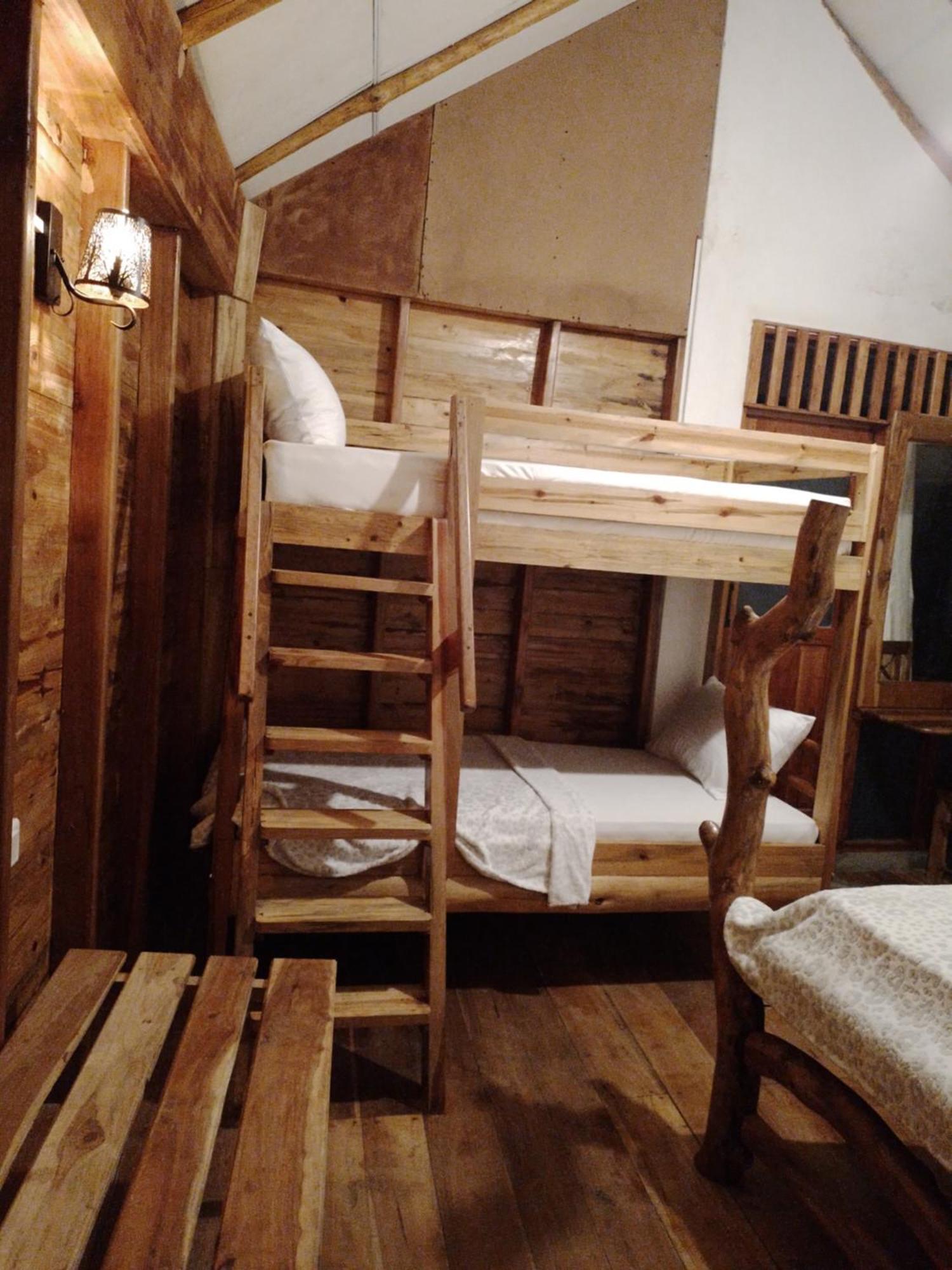 Lamiaceae Wood Bed & Breakfast