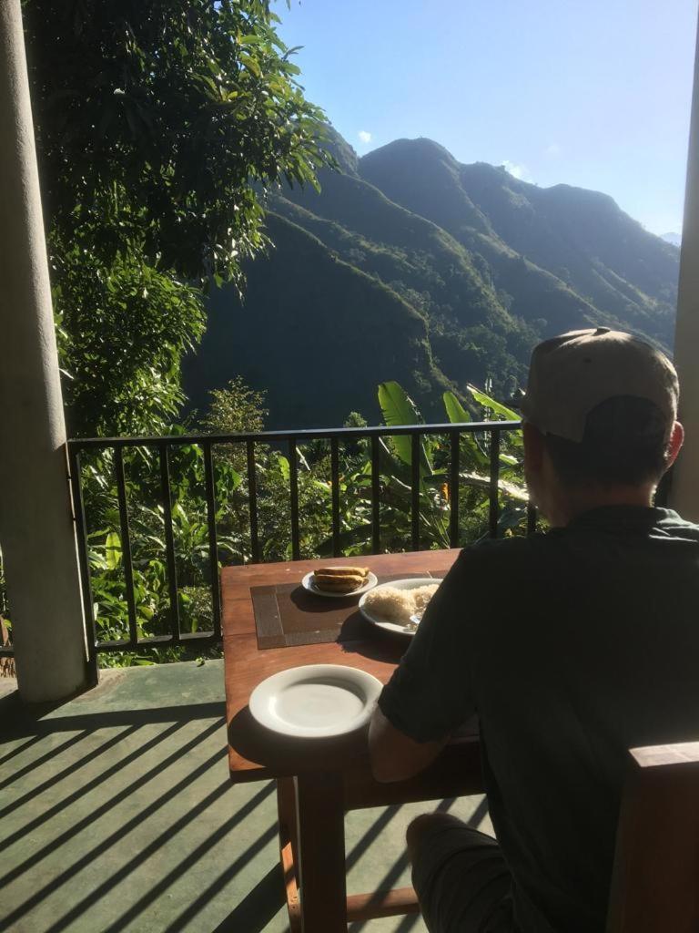 Nature On Rock Guest house *