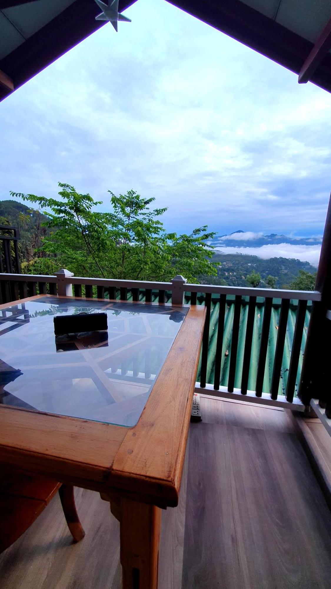 Bed & Breakfast Guest Avendra Ella