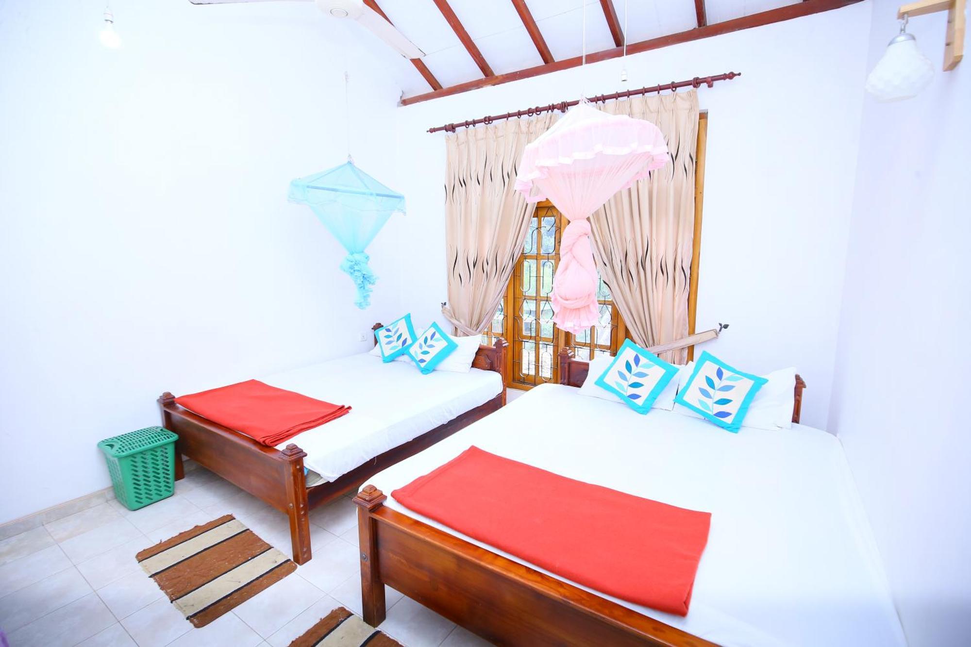 Inn Rose Ella