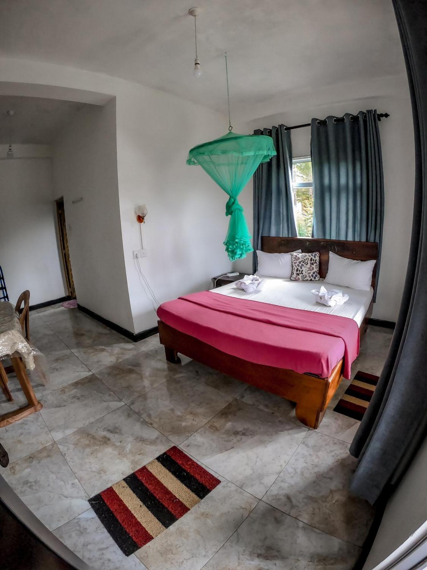 9 Arch View Rest Homestay *