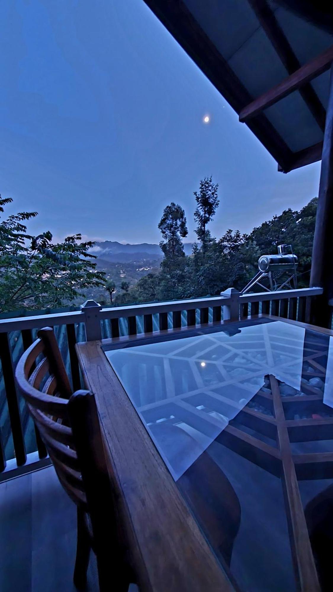 Bed & Breakfast Guest Avendra Ella