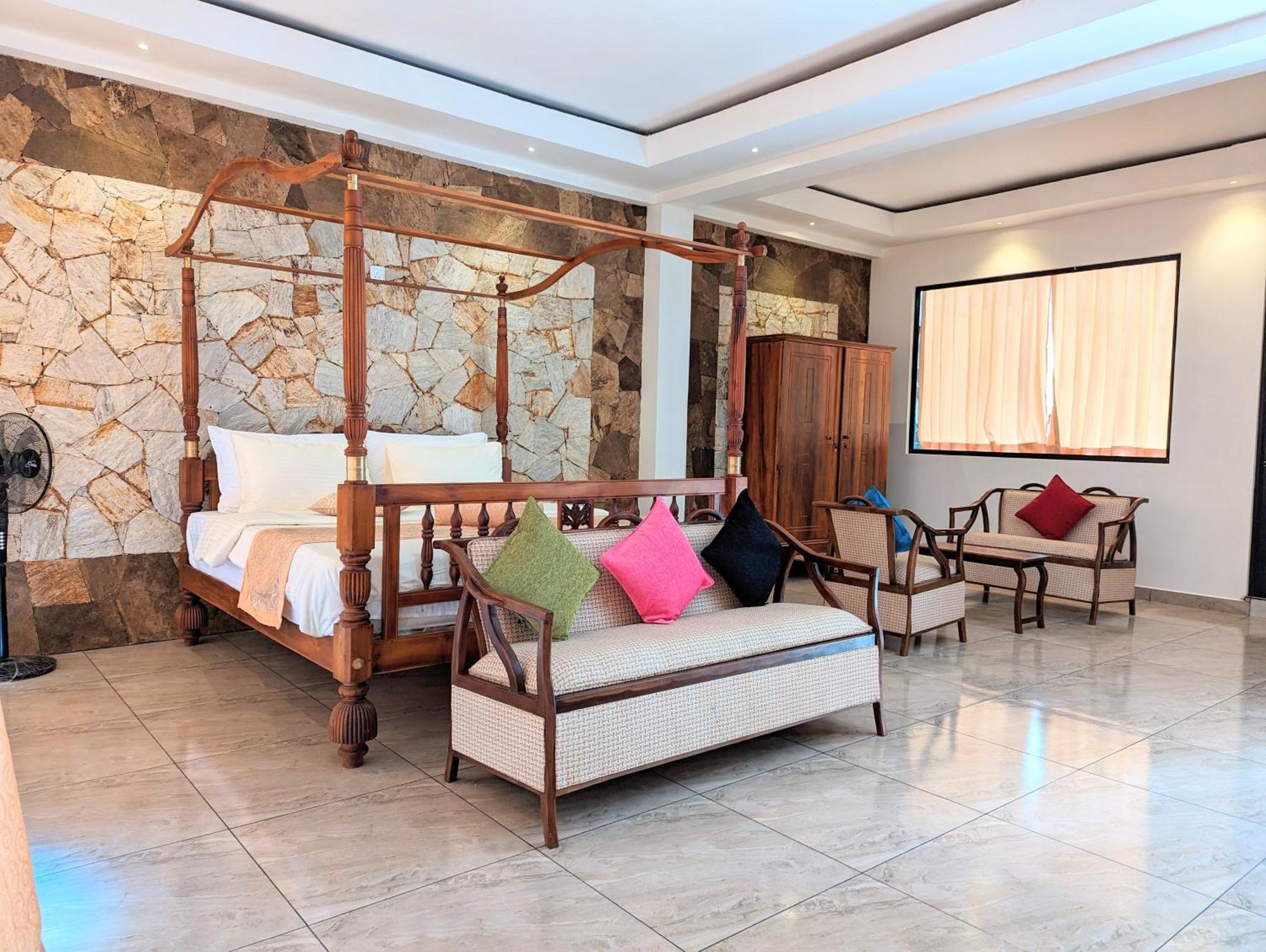 Dream Mount Resort *