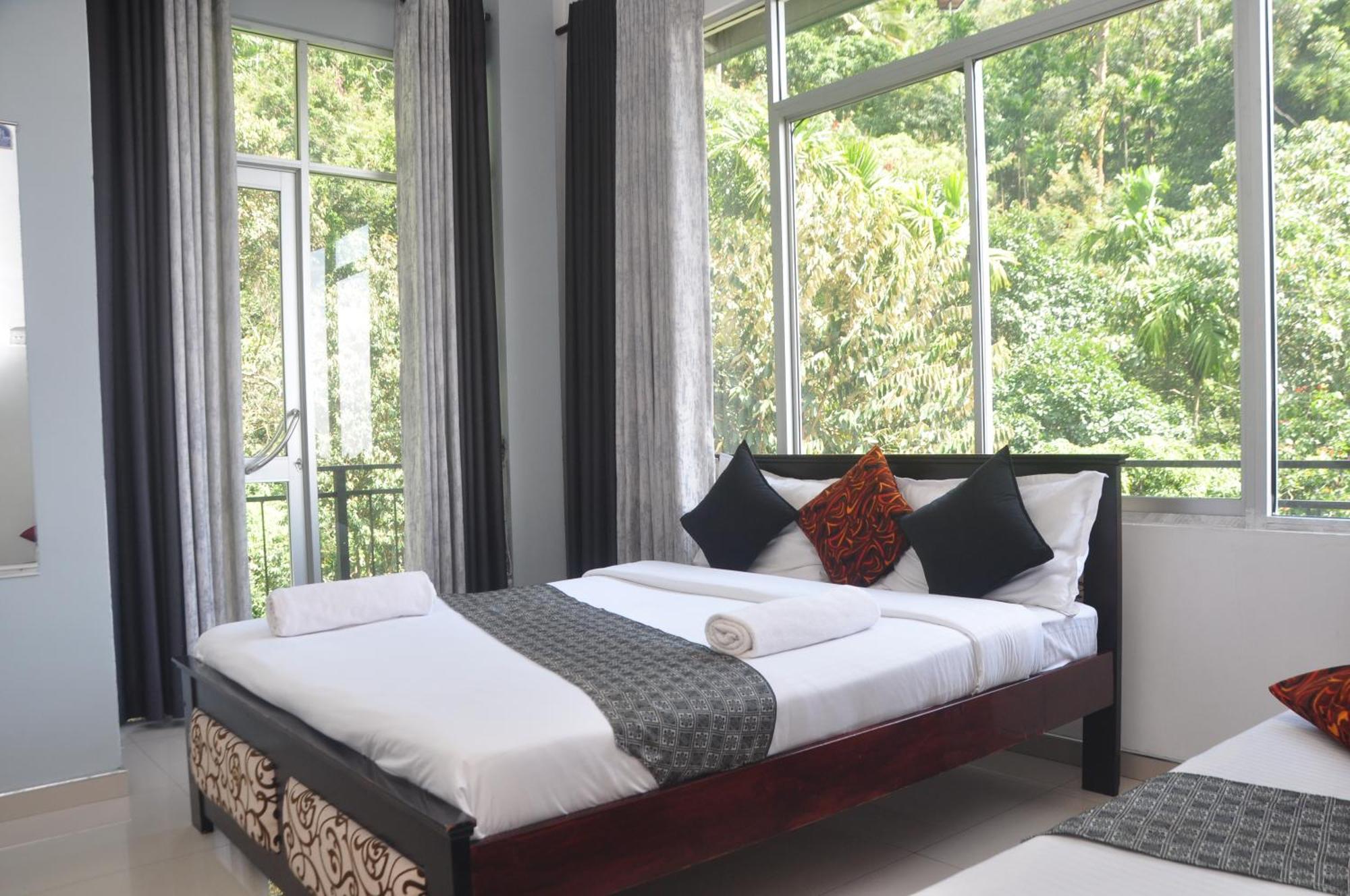 Grand Cliff Hotel