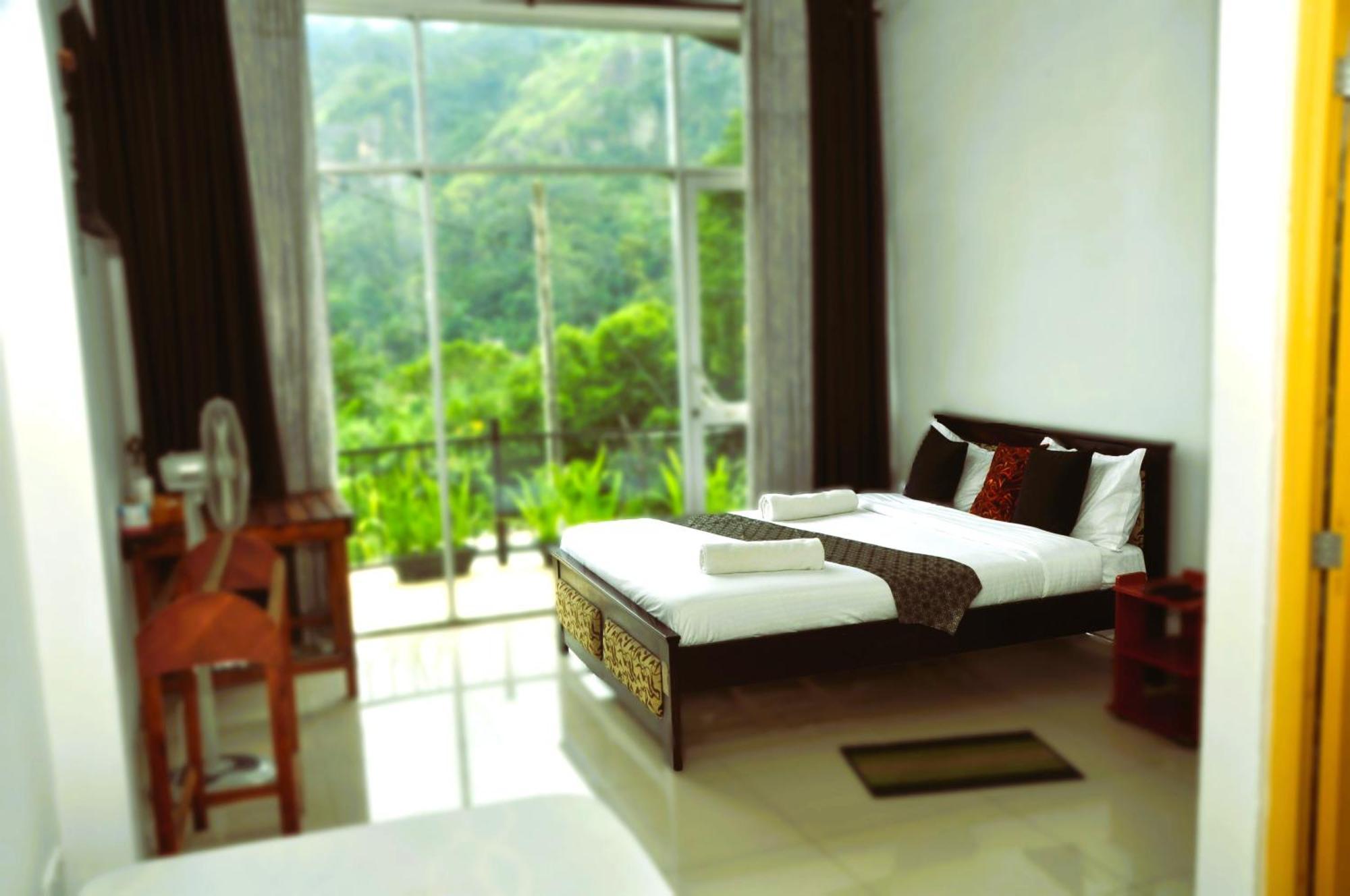 Grand Cliff Hotel *