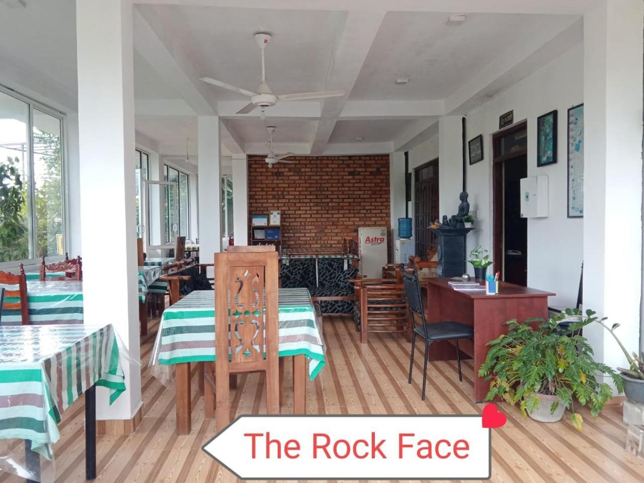 Guest house The Rock Face