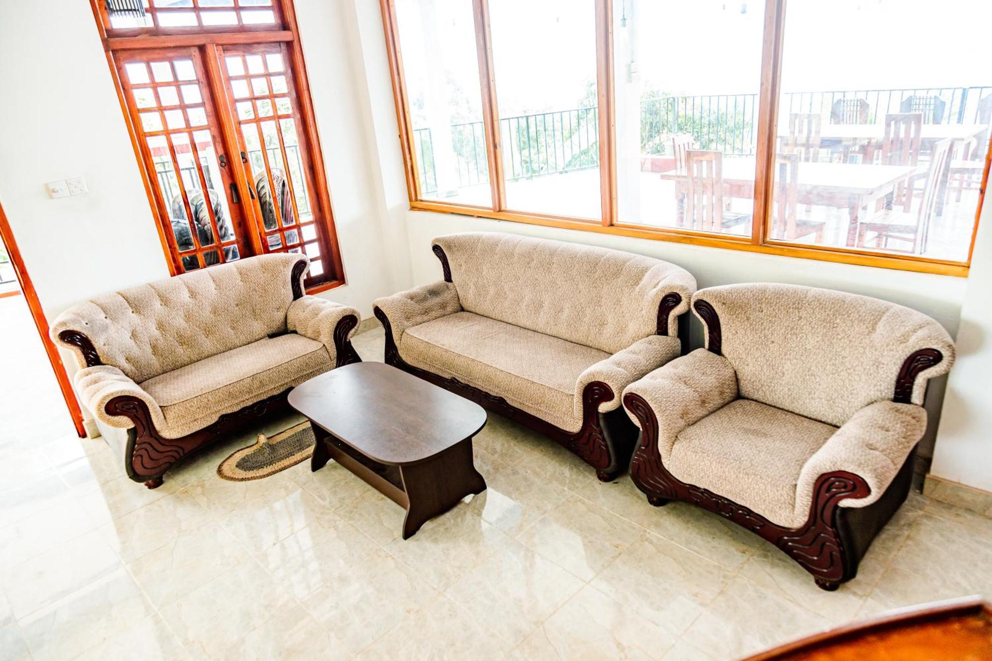 Golden View Guest *