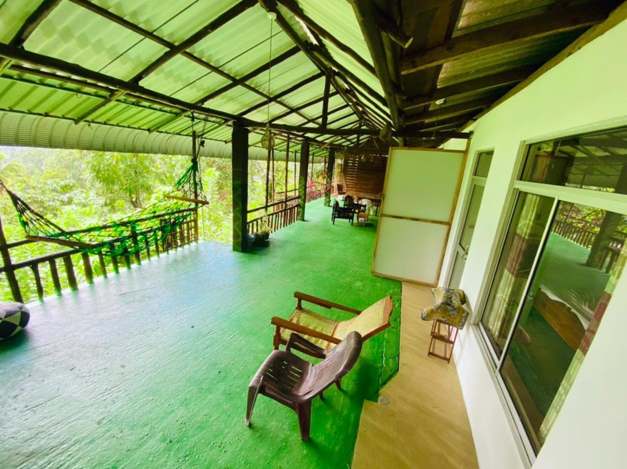 Homestay View & Restaurant *