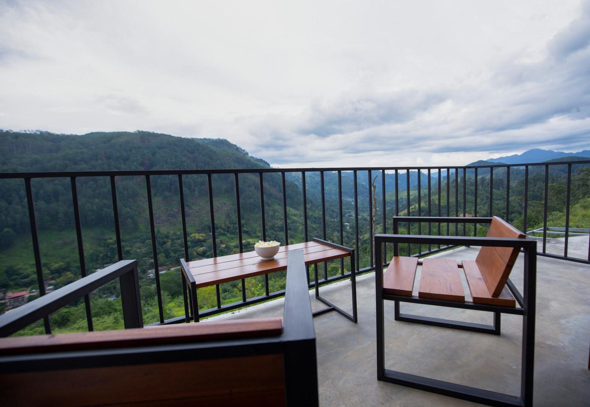 Dowa Elegance Resort *