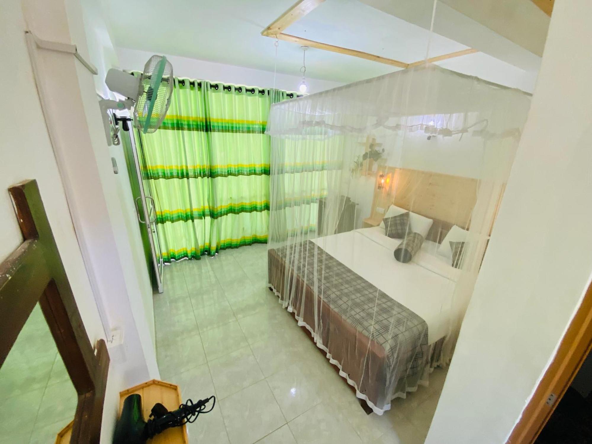 Guest house Mount Breeze 2*