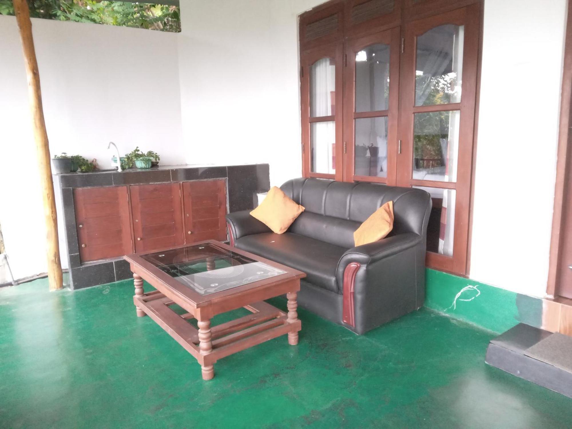 Country house Chamodya