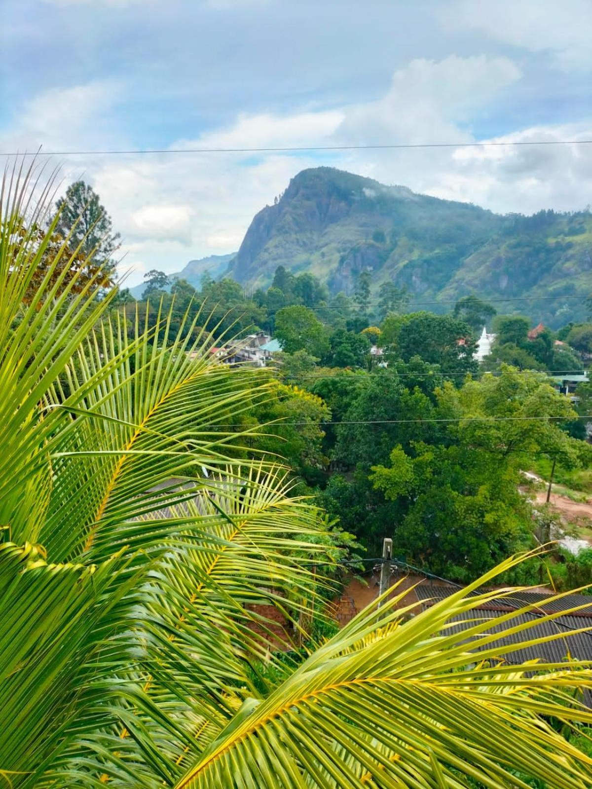 Ella Cloud Castle Homestay *