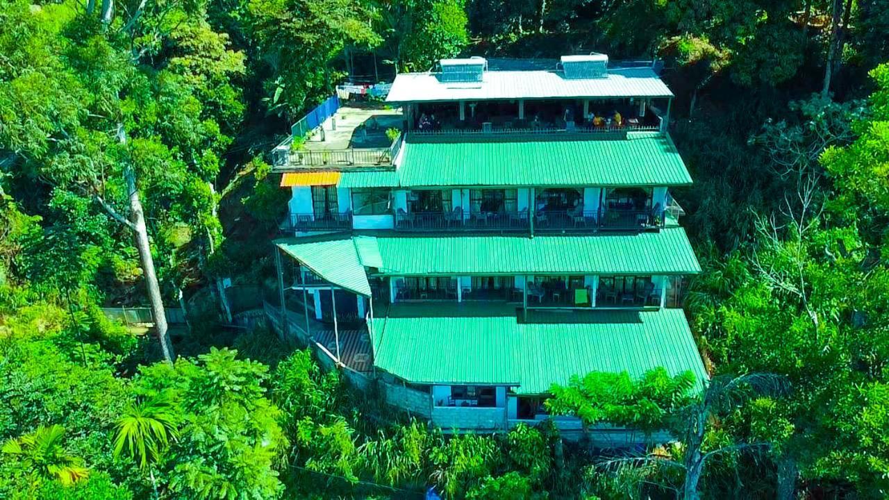 Rock Heaven Hotel