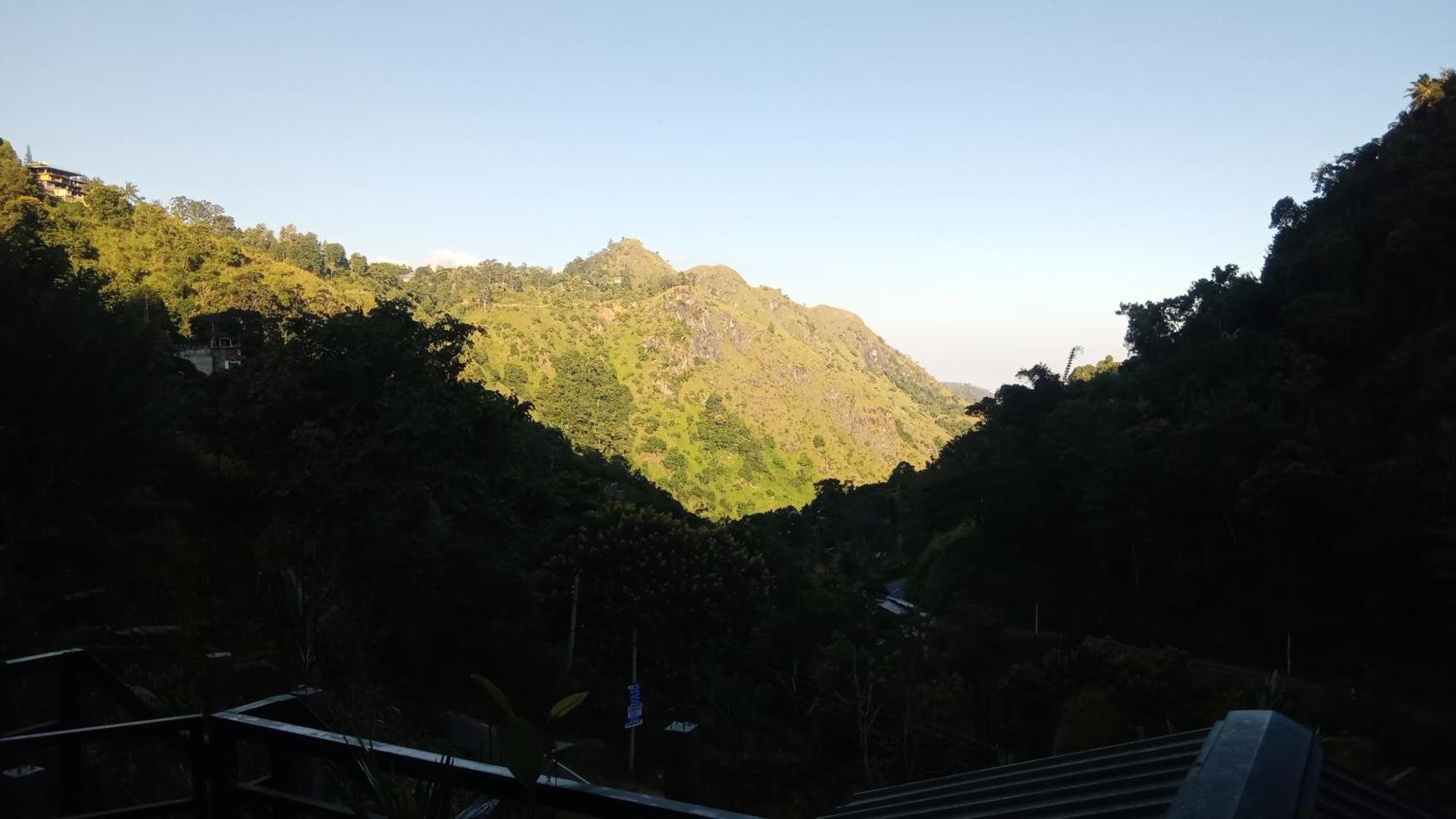 Lucky Panoramic Hotel 3*