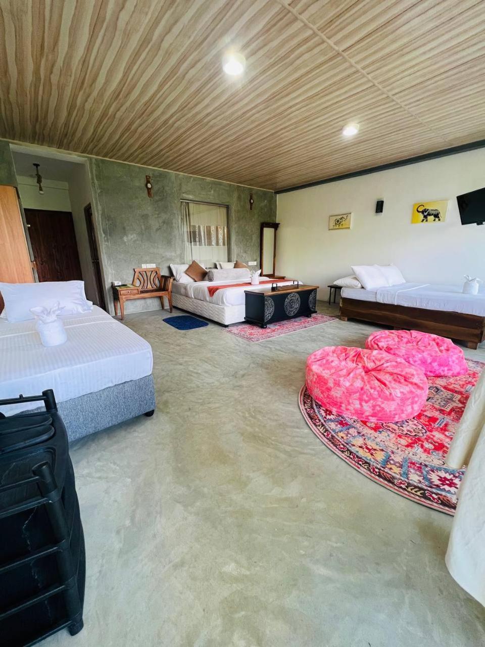 Dolape Lodge *