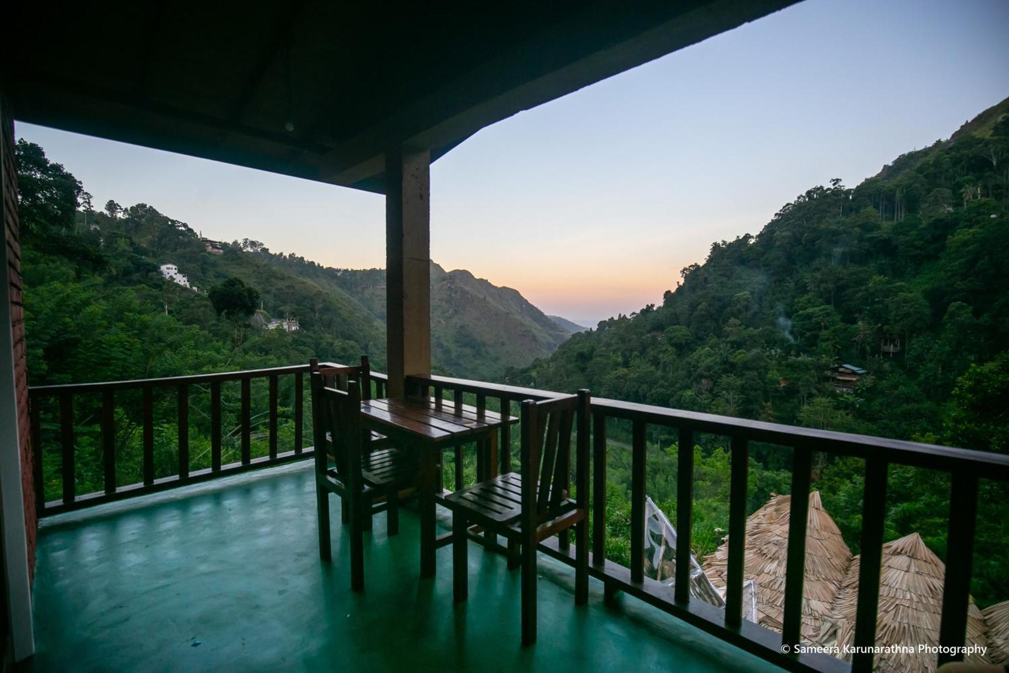 Vista Hotel 2*