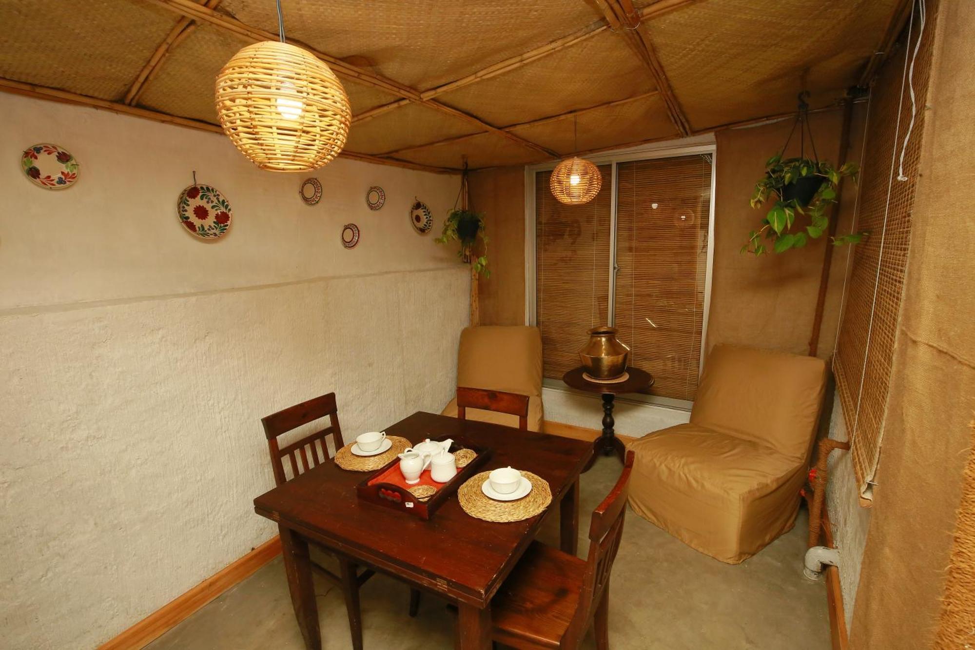 Ceylon House By Sunrise Guest house *