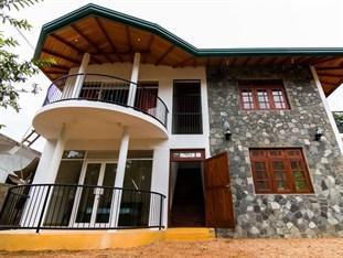 Hotel Rock House