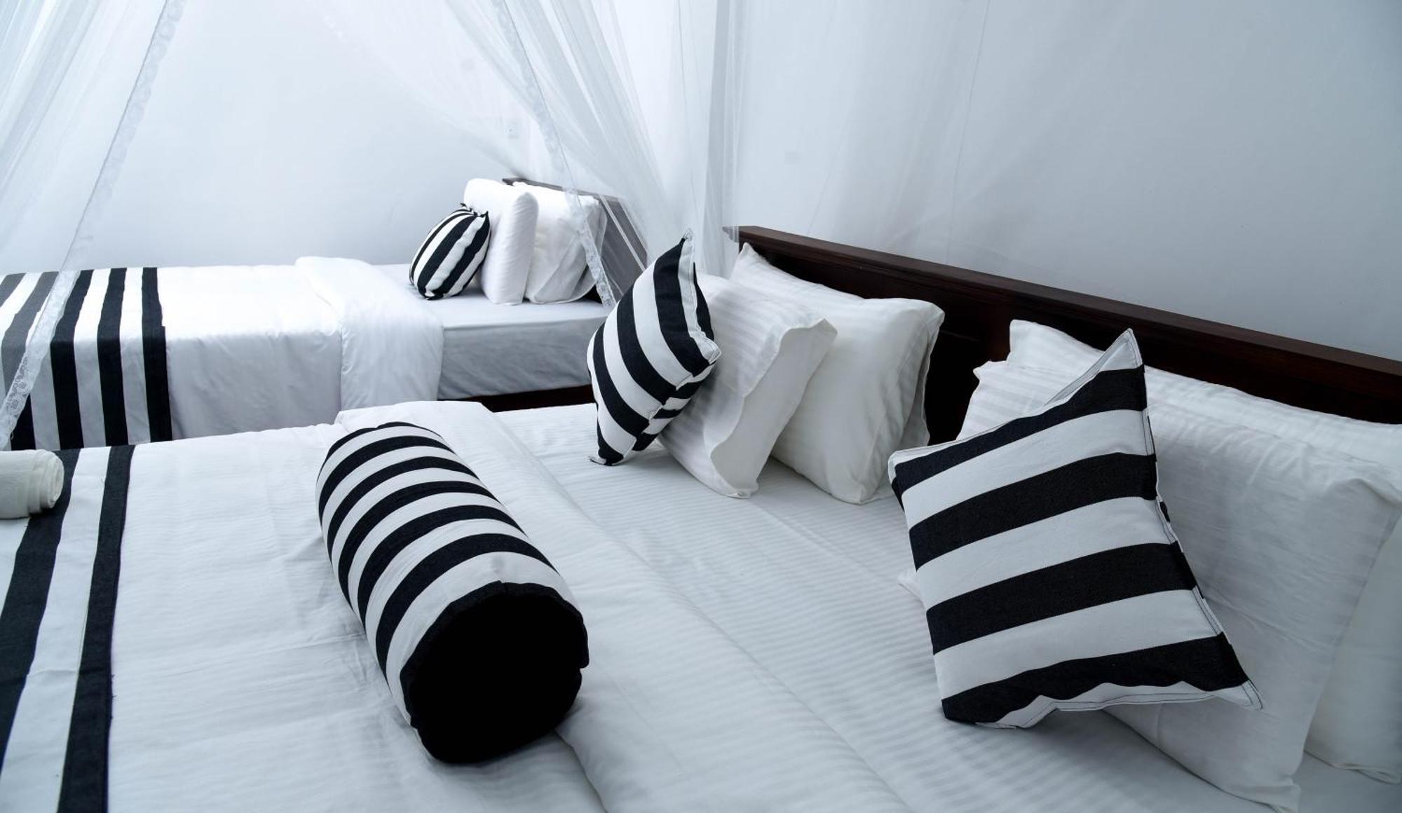 Maridian Hotel *