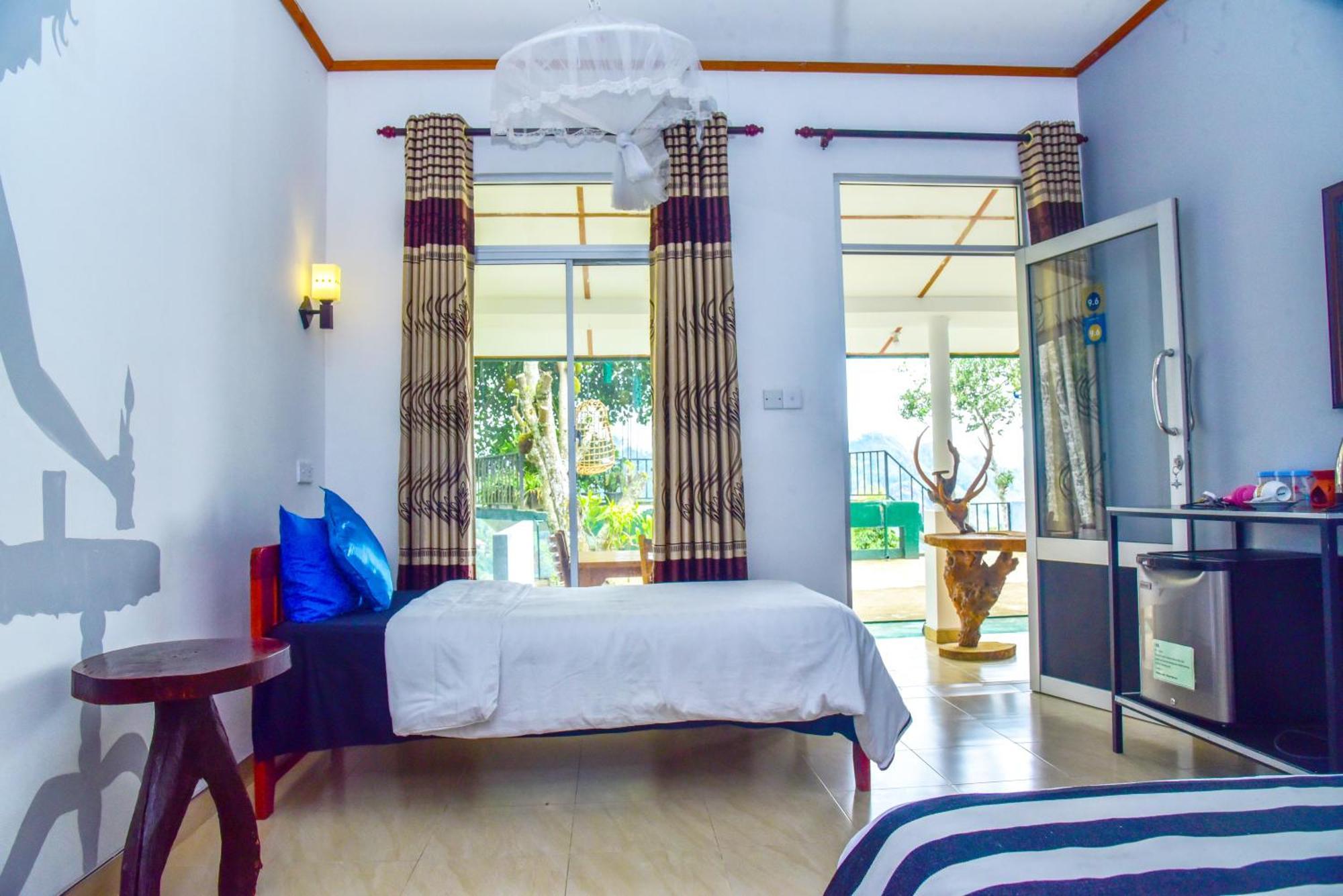 Nimal Nest * Ella