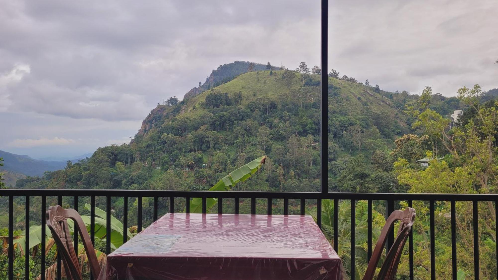 Country house Chamodya Ella