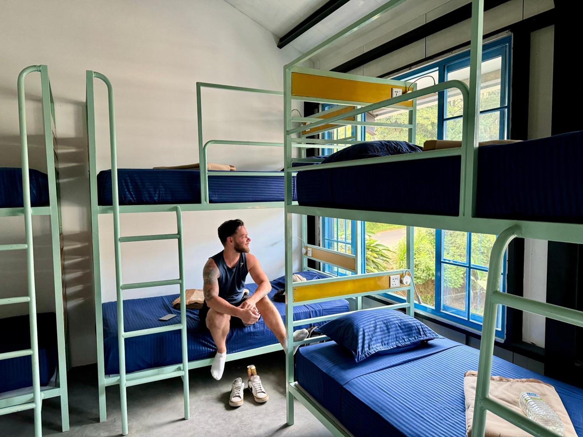 Hostel Hangover *