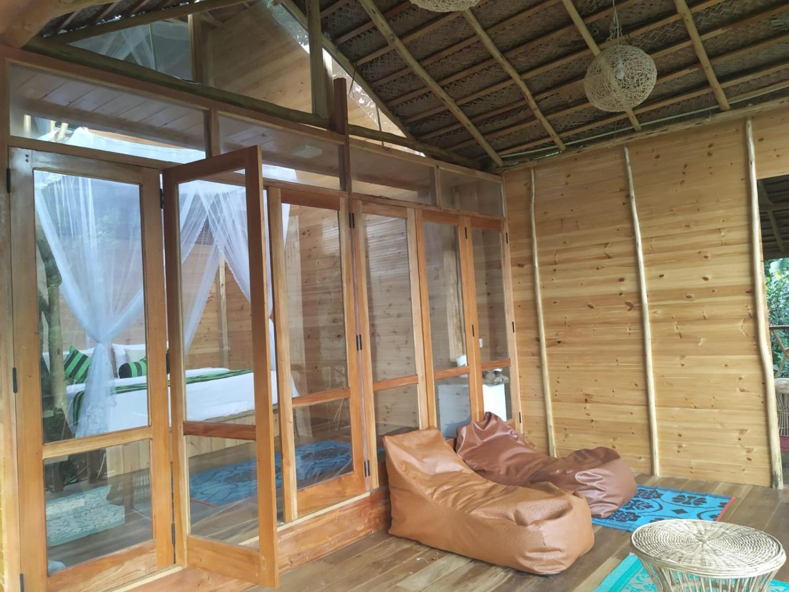 Guest house Treehouse *