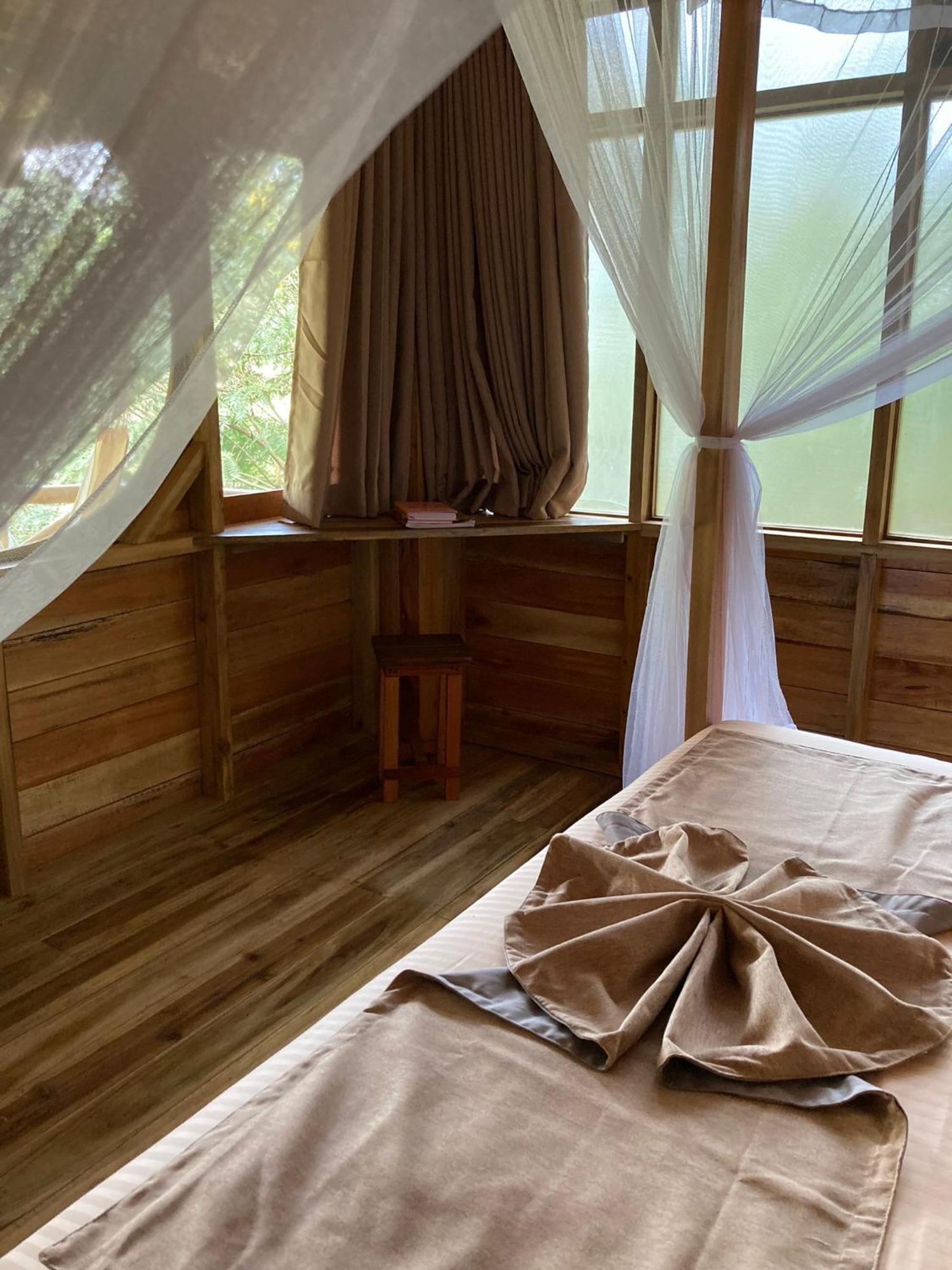 Guest house Treehouse Ella