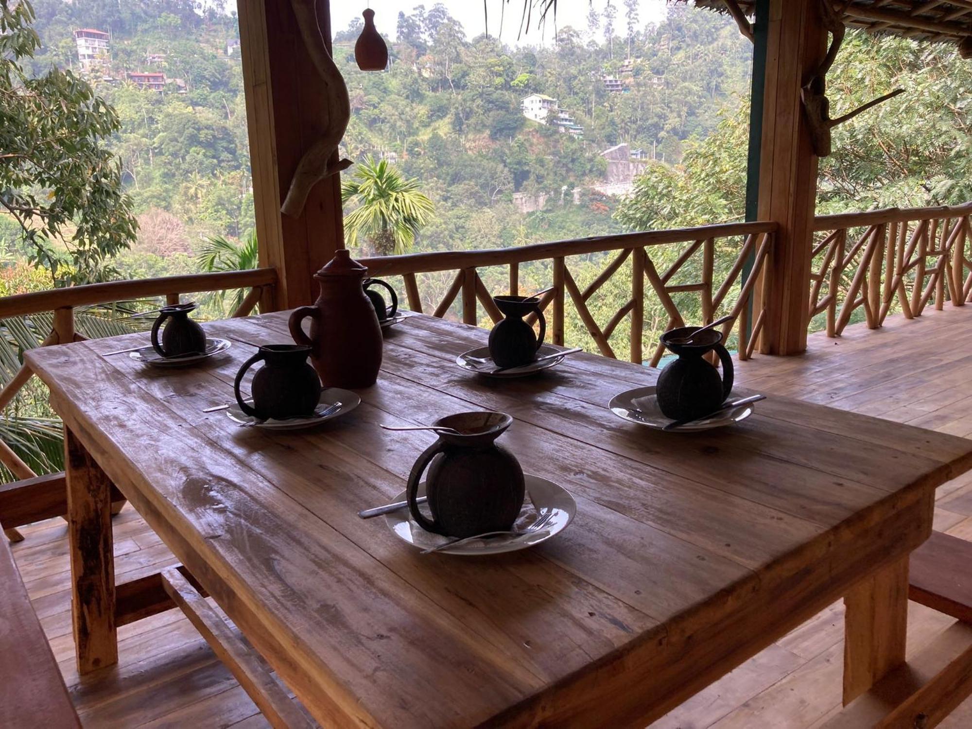 Treehouse Guest house *