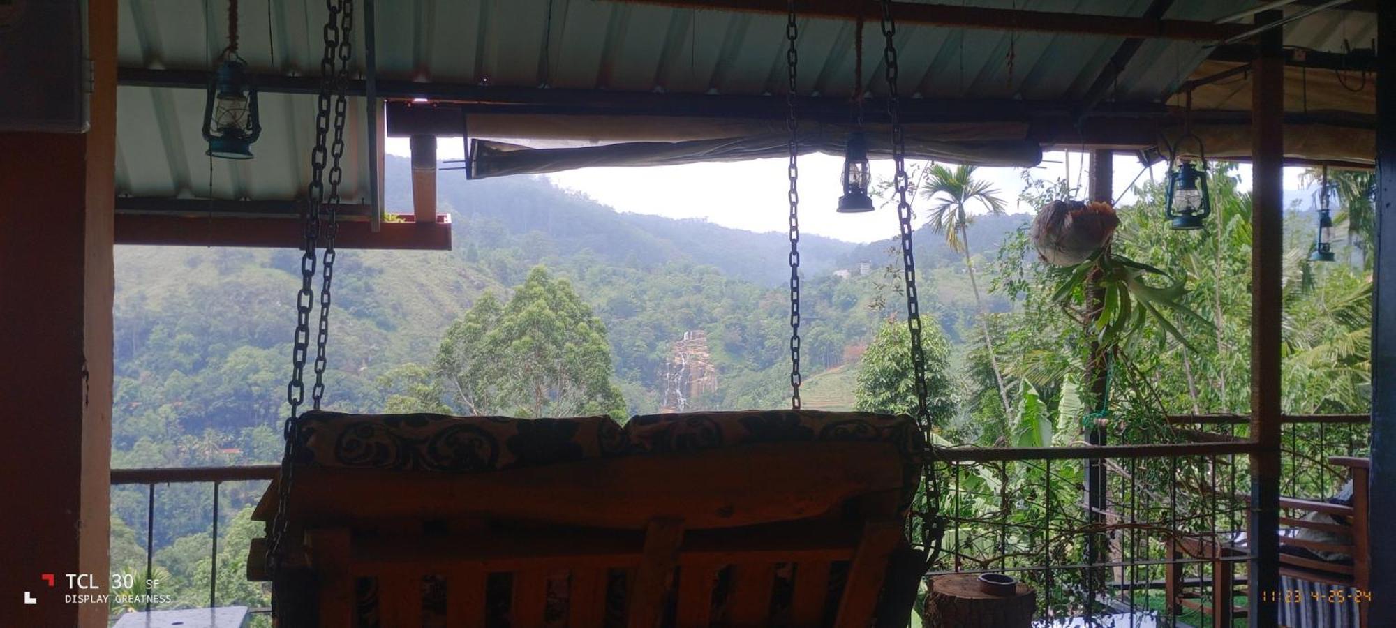 Secret View Ella