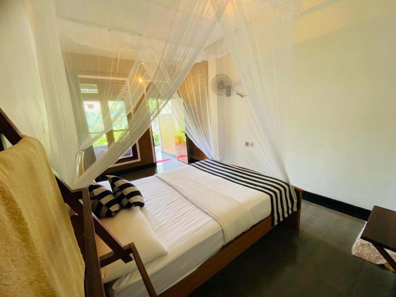 Waterfall View Homestay