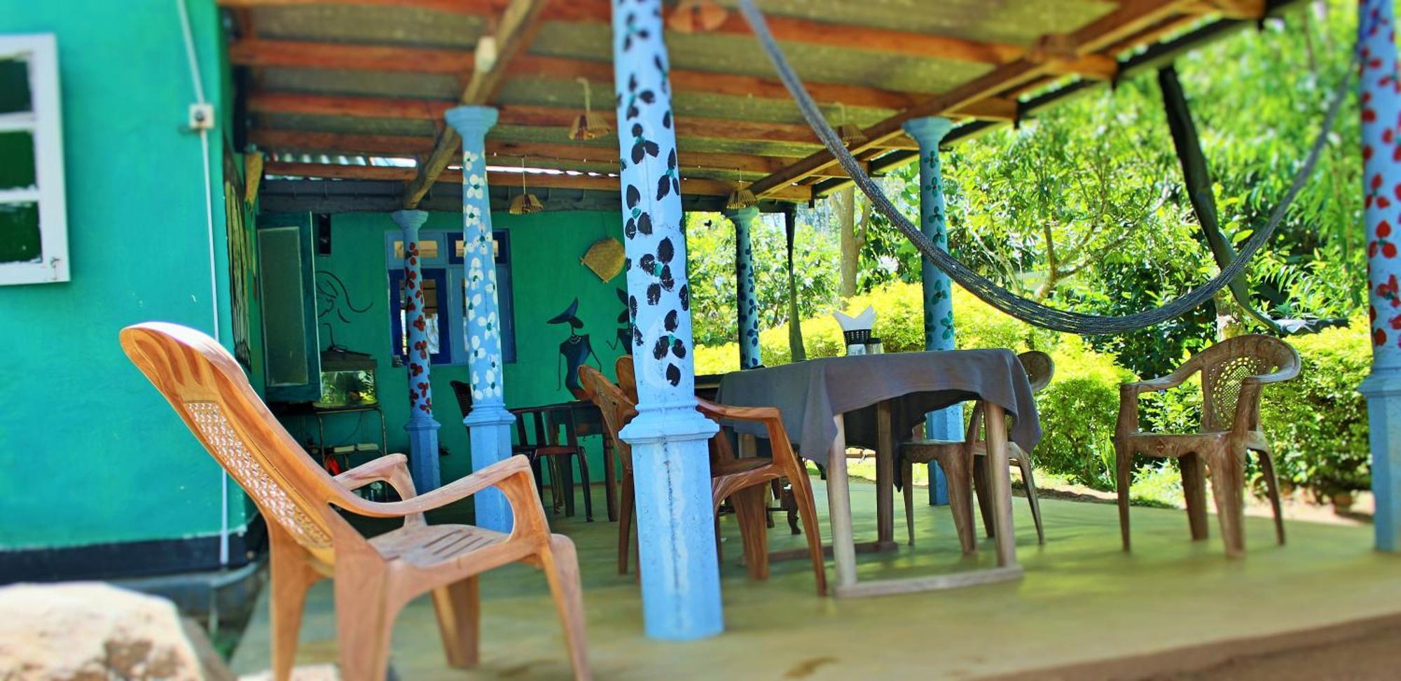 Hostel The 1964