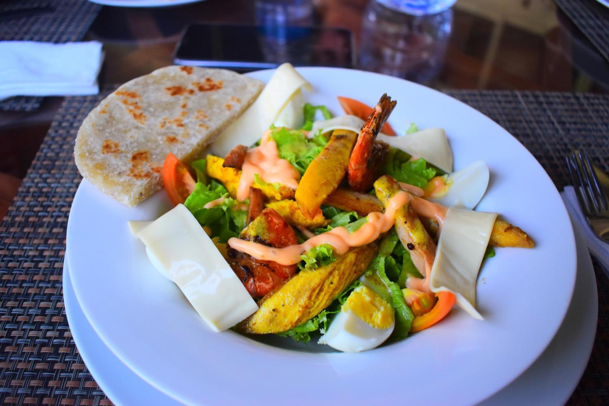 Nature Life Guest & Restaurant -free Pickup From Hotel 2*